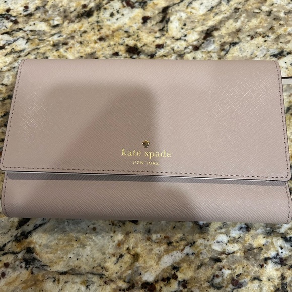 kate spade Handbags - Kate Spade New York Blush Saffiano Leather Wallet/Clutch